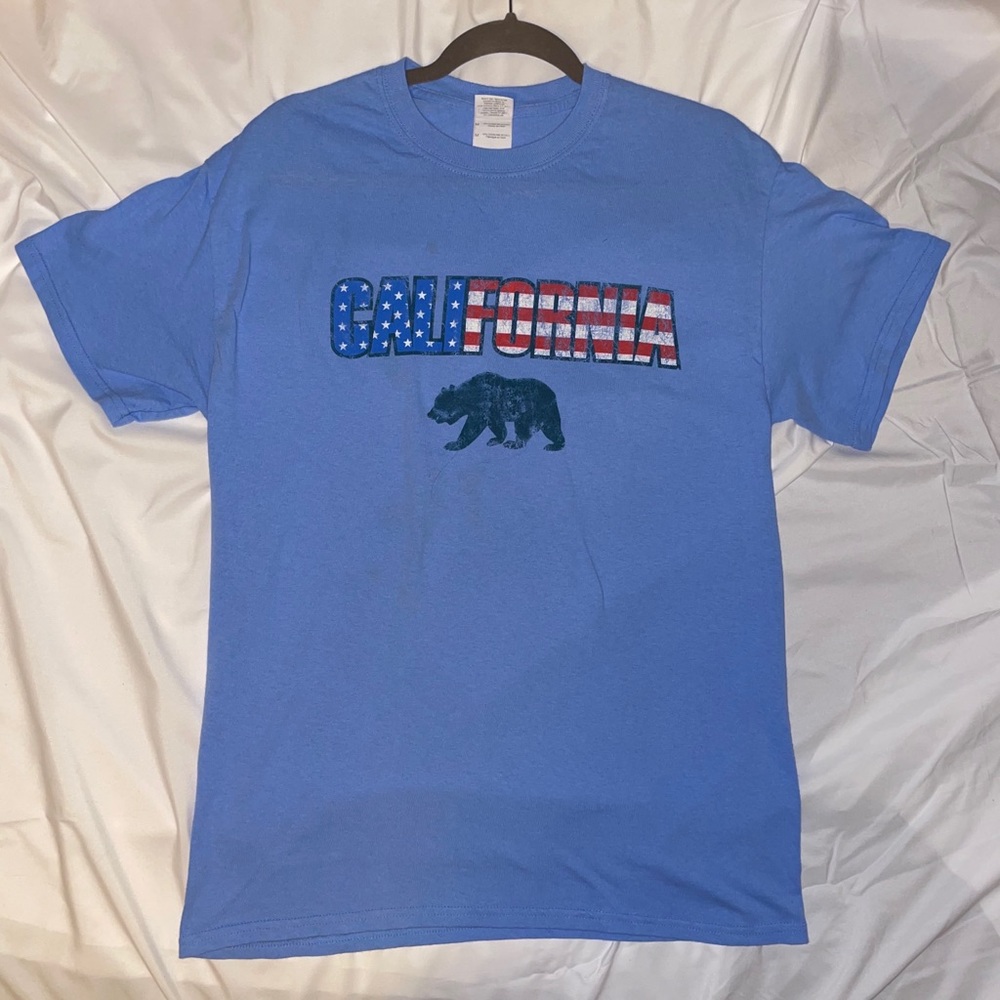 Light Blue Medium “California” T-shirt
